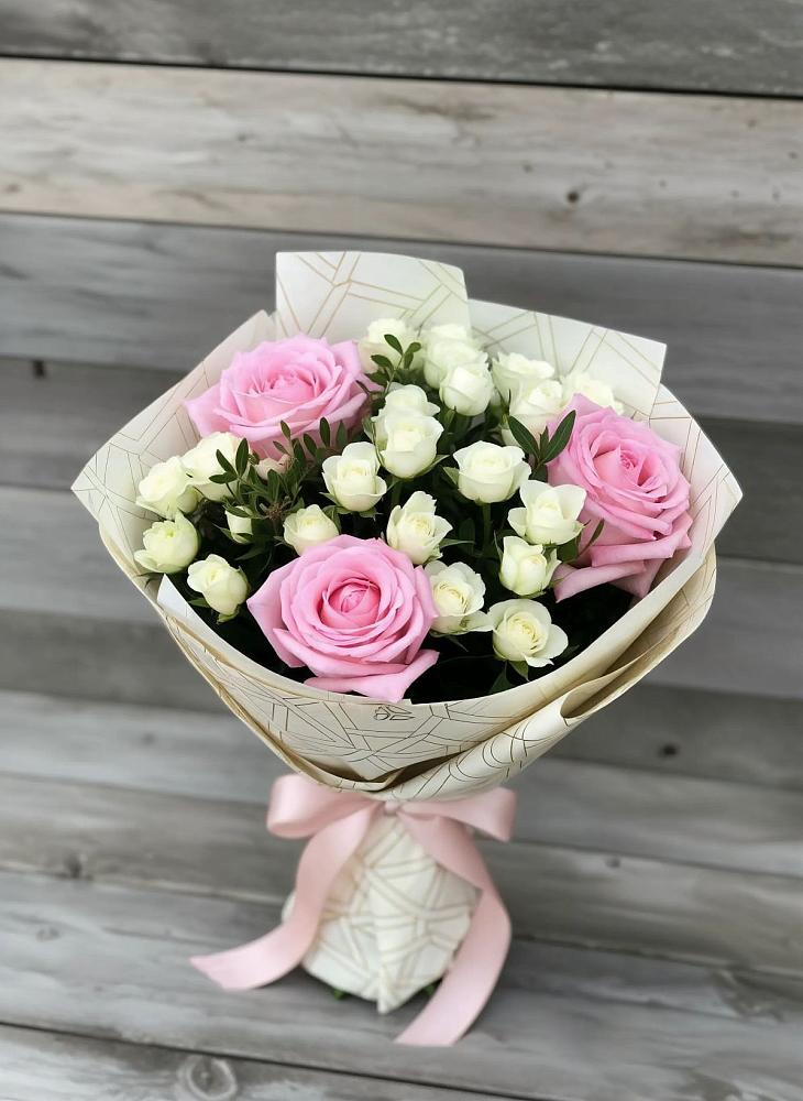 Букет цветов из: Розы в Суксун