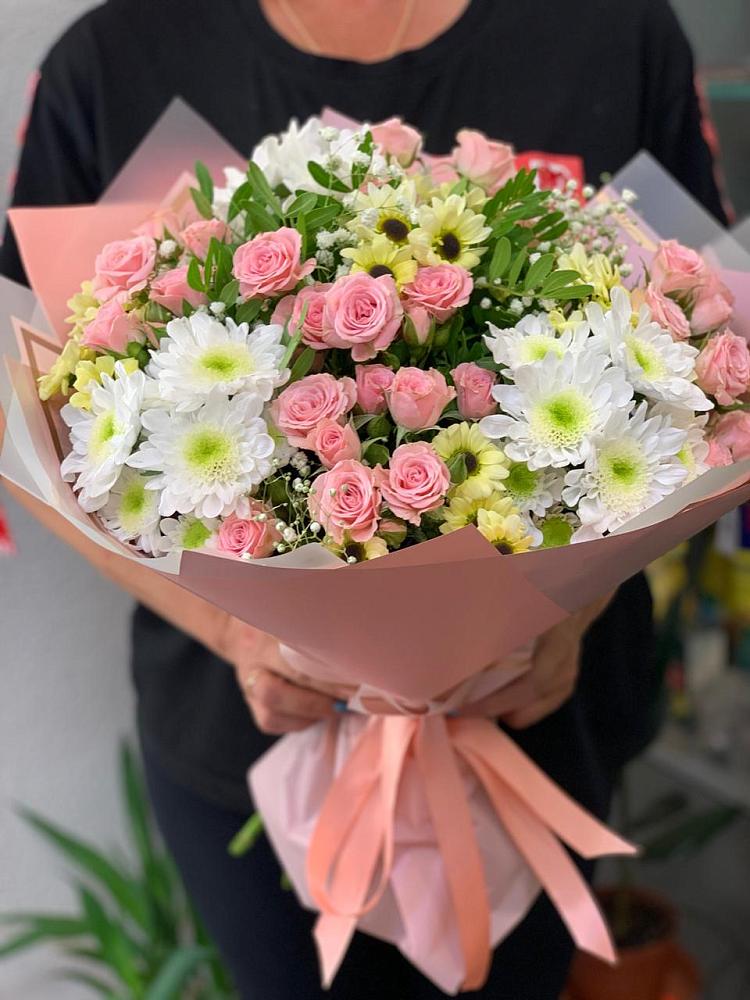 Букет цветов из: Розы и Хризантемы в Суксун