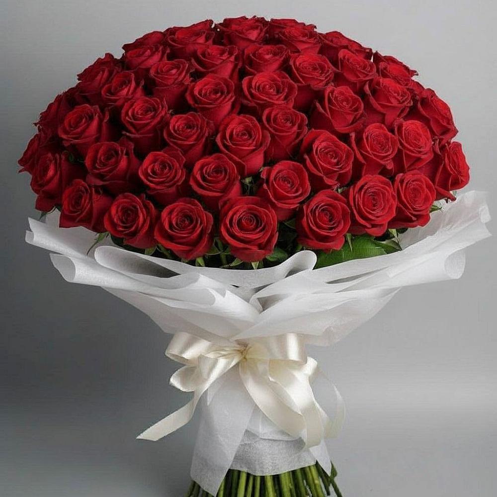 Букет 101 Красная роза Блэк Мэджик в Суксун