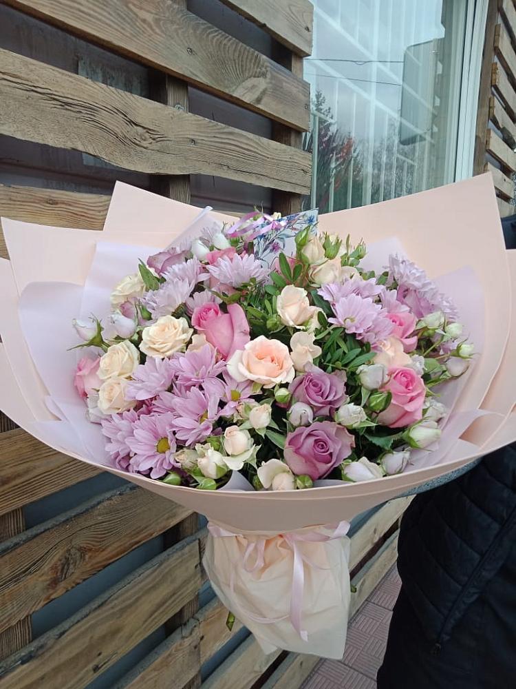 Букет цветов из: Розы и Хризантемы в Суксун