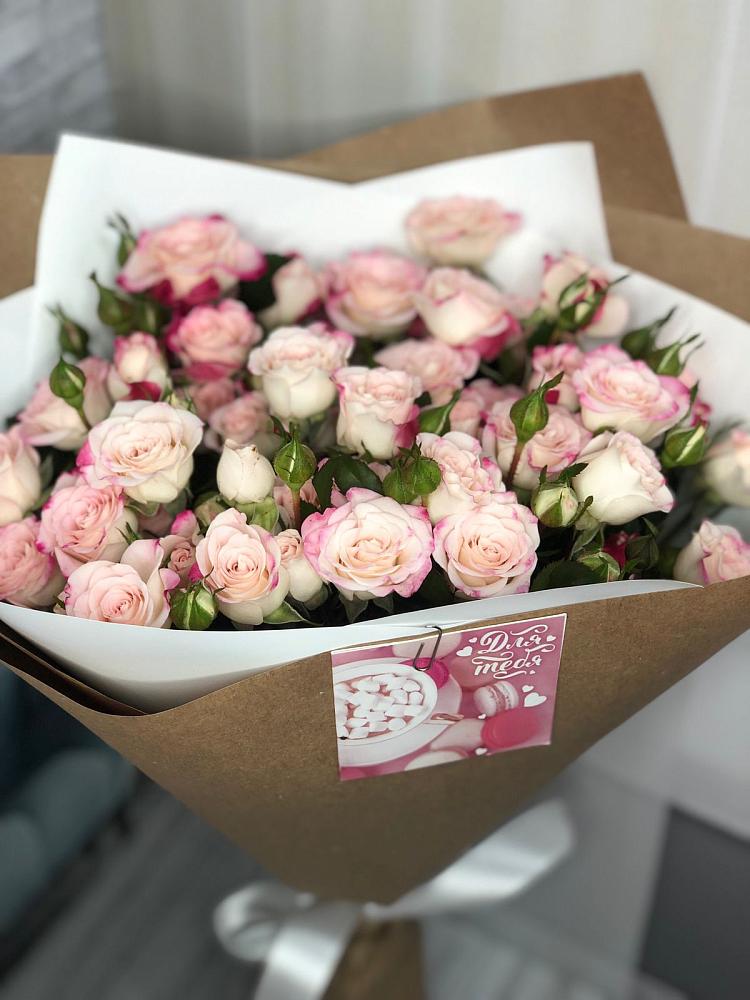 Букет цветов из: Розы в Суксун