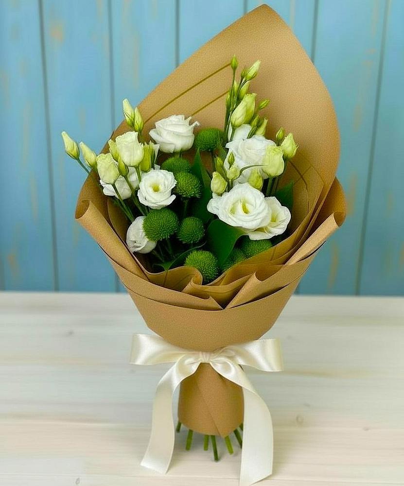 Букет цветов из: Хризантемы и Лизиантусы в Суксун