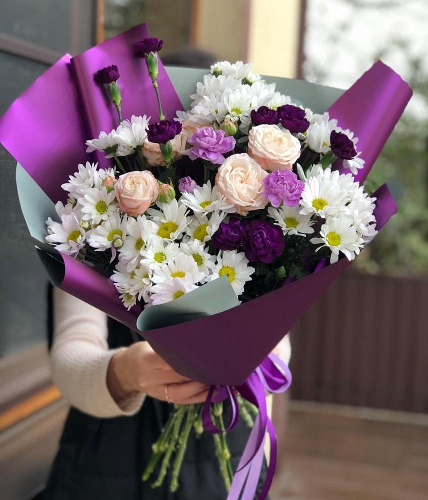 Букет цветов из: Хризантемы, Гвоздики и Розы в Суксун