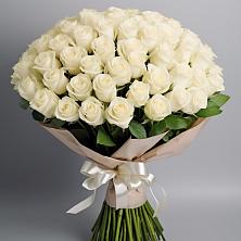 Букет 101 беля роза Белоснежка в Суксун