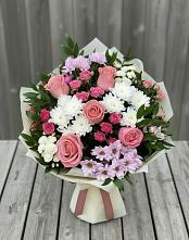Букет цветов из:  Альстромерии, Гвоздики, Розы и Хризантемы в Суксун