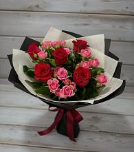 Букет цветов из:  Розы в Суксун