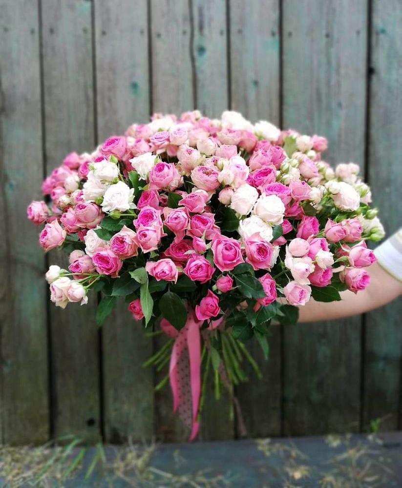 Букет Розовые кустовые розы Натали и Лав Лидия в Суксун