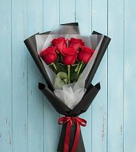 Букет цветов из:  Розы в Суксун
