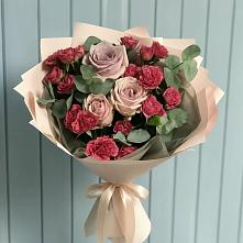 Букет цветов из:  Гвоздики и Розы в Суксун