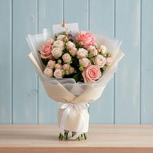 Букет цветов из:  Розы в Суксун