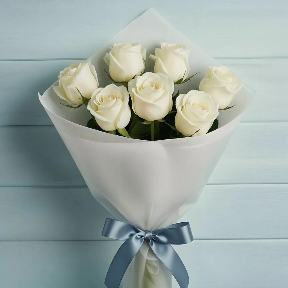Букет 7 Белых роз Эдлесс Лав в Суксун